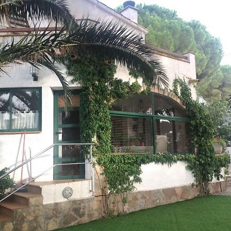 Casa A L'Escala Amb Jardi I Piscina Privada. Villa Bagian luar foto