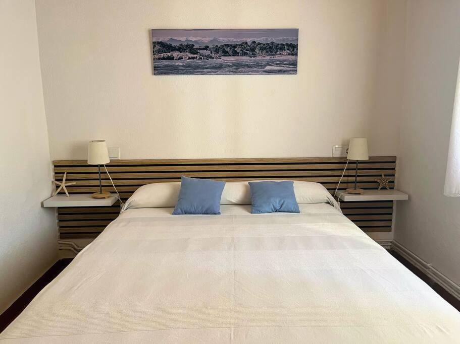 Casa A L'Escala Amb Jardi I Piscina Privada. Villa Bagian luar foto